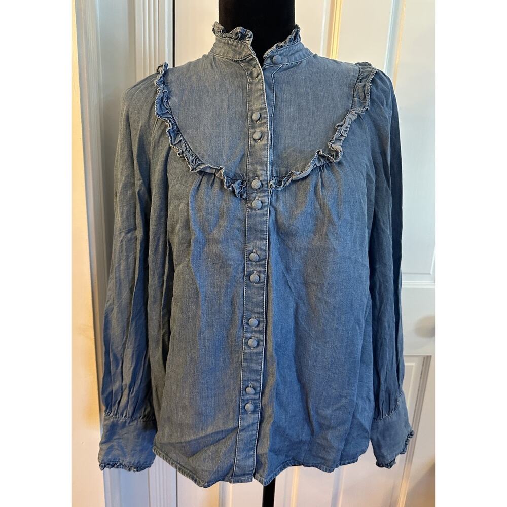 Biltmore Ruffle Yoke Chambray Blouse Long Sleeve Blue Denim Button Up Size Small